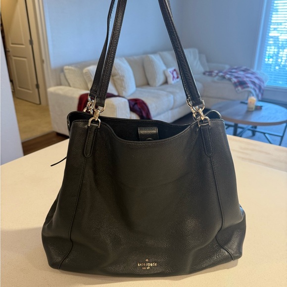 Multiple brands/purses - Picture 3 of 11